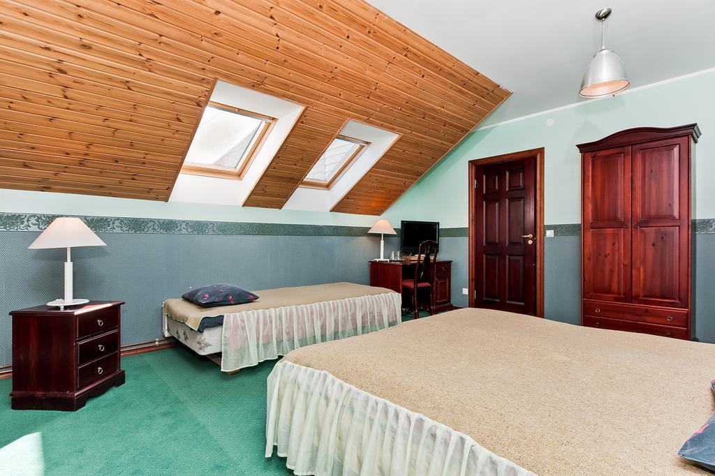 Veskisilla Hotel Тюри Экстерьер фото