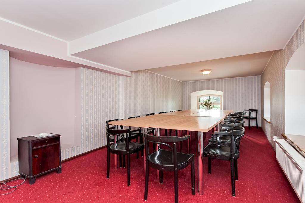 Veskisilla Hotel Тюри Экстерьер фото