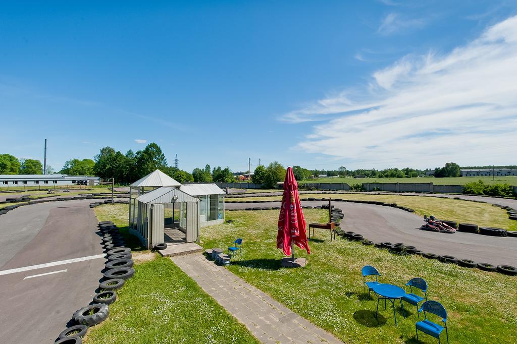 Veskisilla Hotel Тюри Экстерьер фото