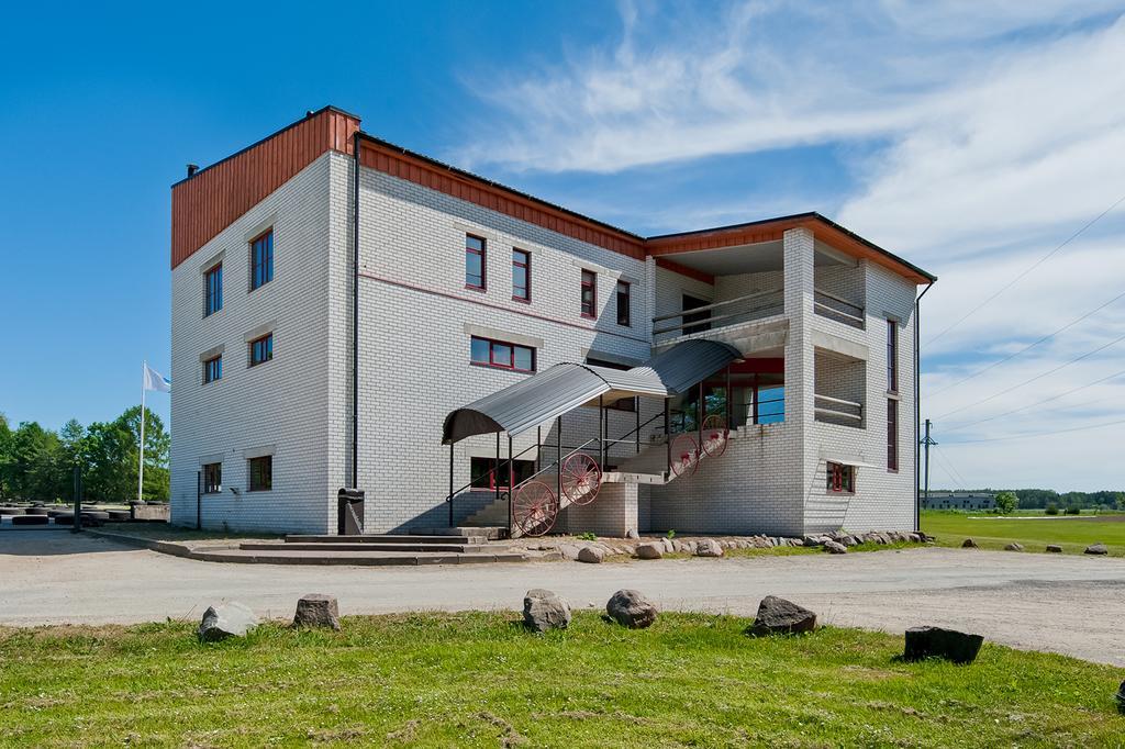 Veskisilla Hotel Тюри Экстерьер фото